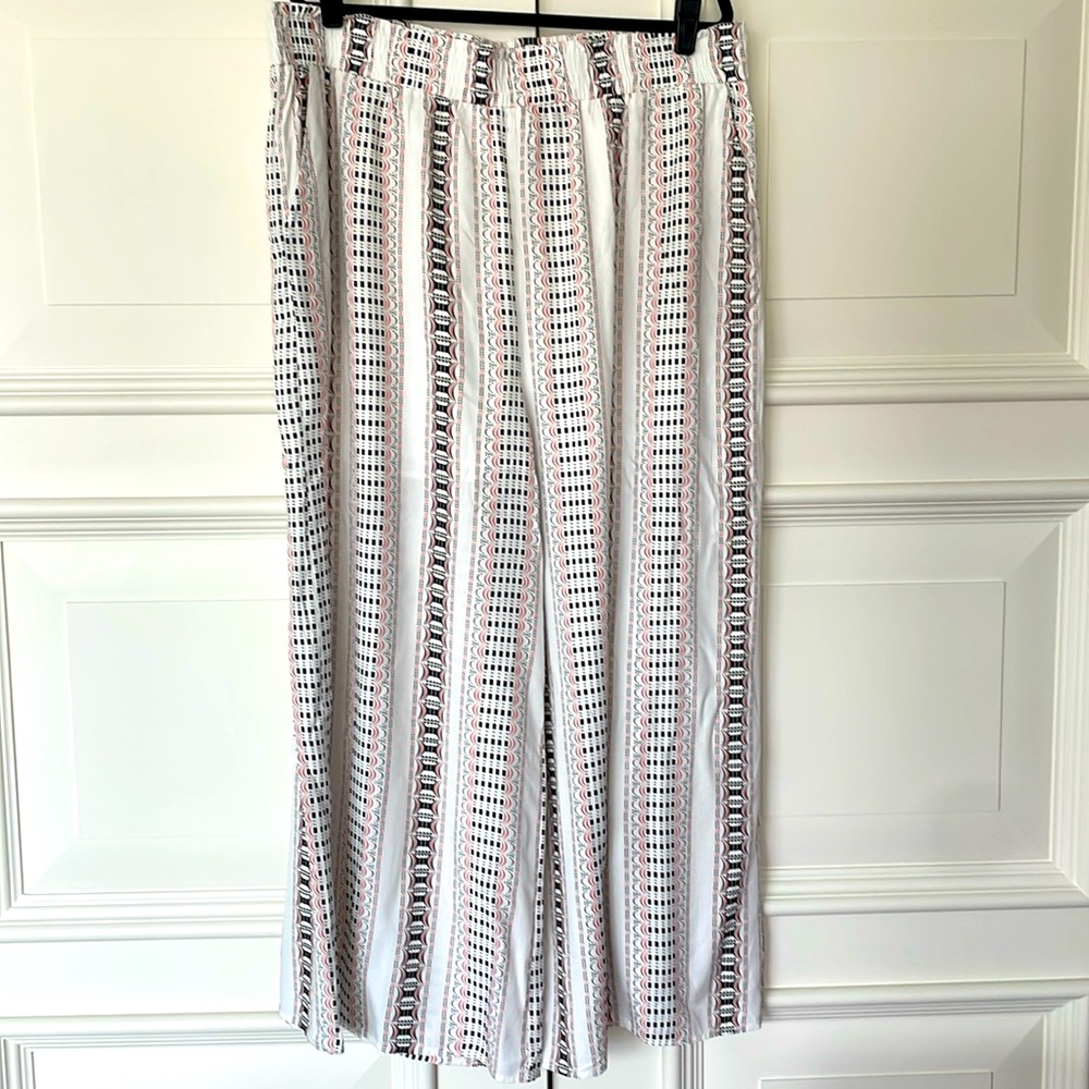 Printed Pants w/Pockets NWOT 3X White/Black/Pink